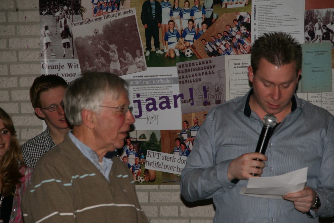 2e deel jubilarissenavond 15 maart 2013 036.JPG